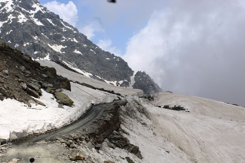 SACH PASS TREK